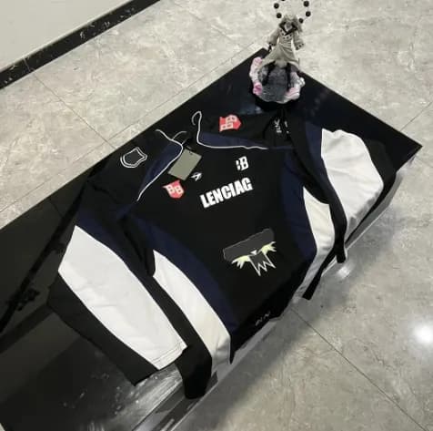 Balenciaga Jersey long sleeve - KakoBuy Spreadsheet
