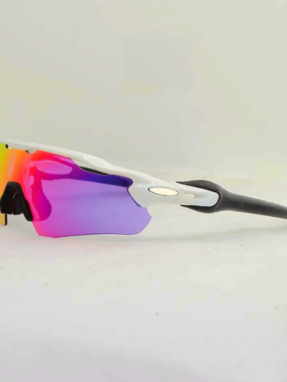 Marathon cycling polarized color changing sunglasses outdoor running ultra-light anti-ultraviolet anti-wind and sand sunshade sunglasses - KakoBuy Spreadsheet