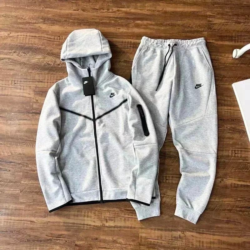 European Fashion All-match Couple Suit - KakoBuy Spreadsheet