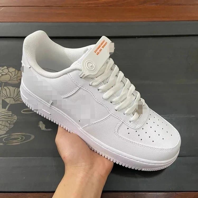 You can buy shoes By Cssbuy / Hoobuy / cafans  Agent ！特价处理款纯原版本 AF1 空军一号 Air Force 1 35.5~47  - KakoBuy Spreadsheet