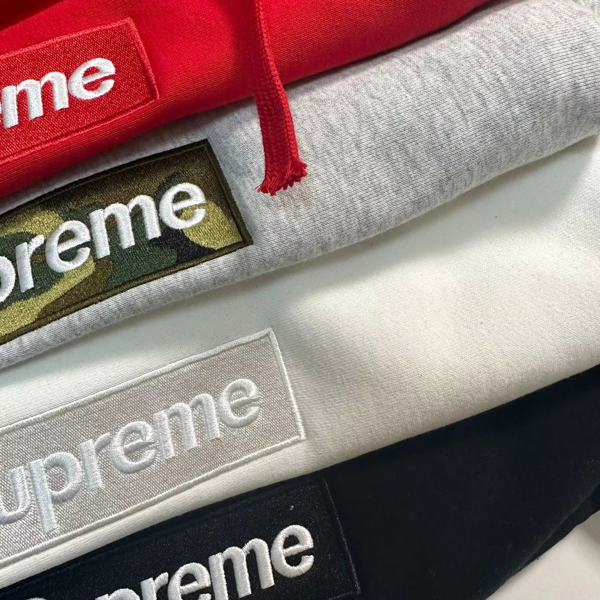 Sup-Style Box Logo Hoodie